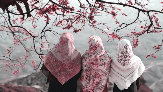 تفسير البنت المحجبه في الحلم رؤية بنت ترتدي حجاب في المنام