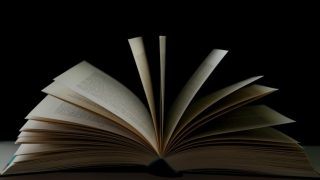 تفسير رؤية الكتاب في المنام لابن سيرين