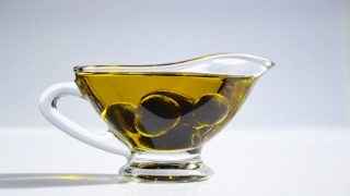 تفسير رؤية الزيتون الأسود في المنام ومعناه